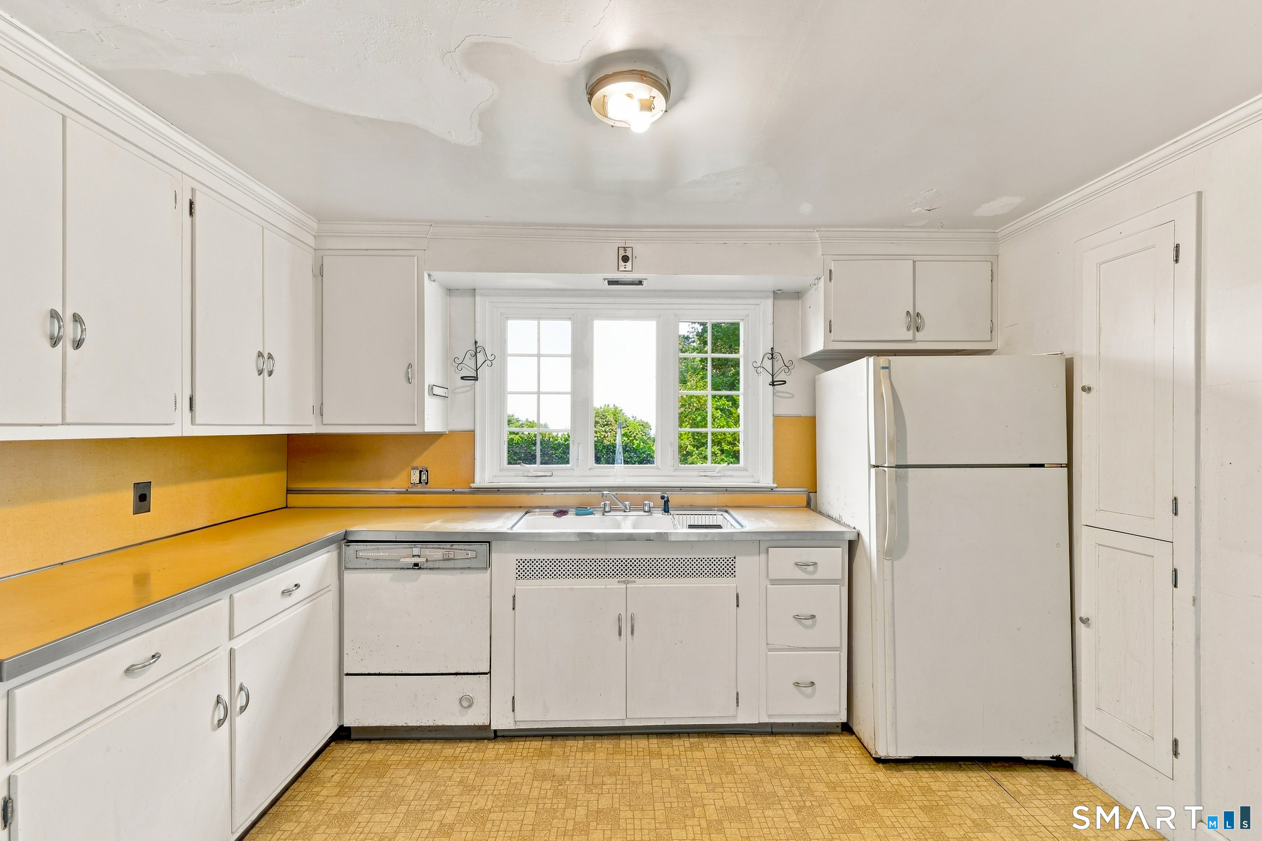 54 Ferncliff Drive West Hartford CT 06117