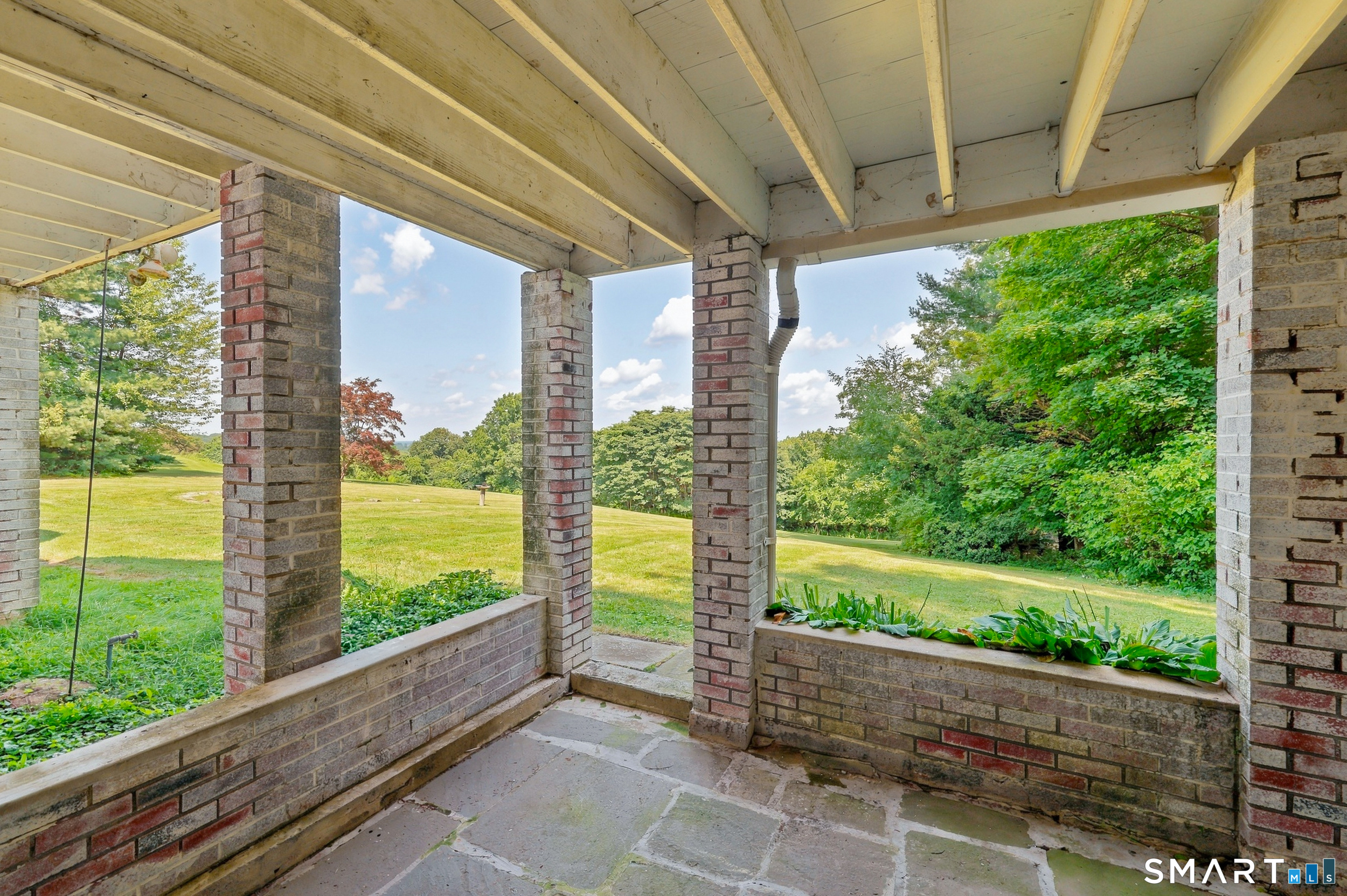 54 Ferncliff Drive West Hartford CT 06117