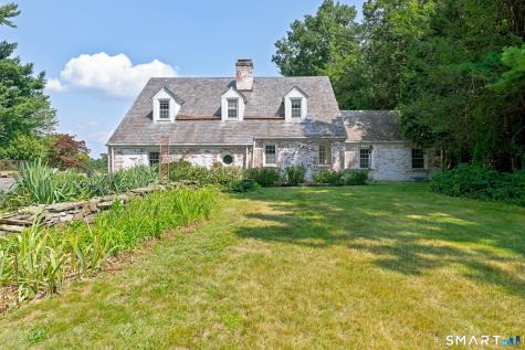 54 Ferncliff Drive West Hartford CT 06117
