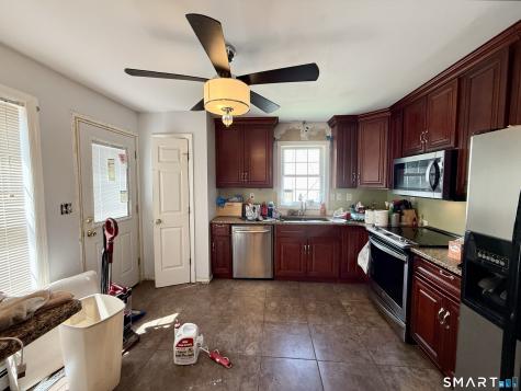 54 Francisco Circle Waterbury CT 06706