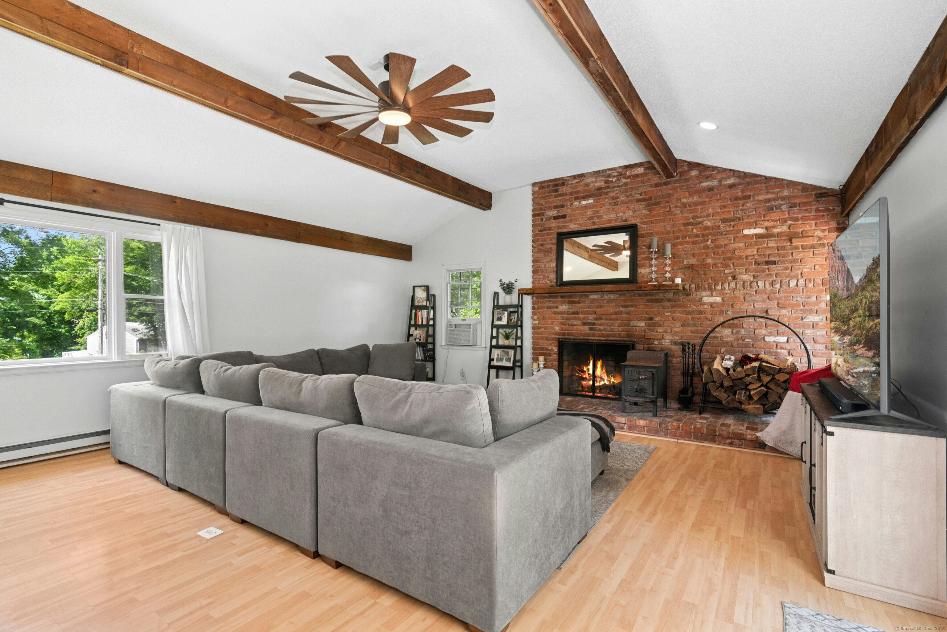 136 Crescent Circle Cheshire CT 06410