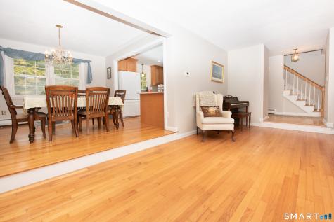 15 Longview Road Trumbull CT 06611