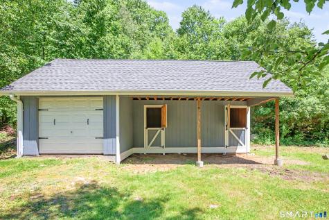 39 Greenbriar Road Oxford CT 06478