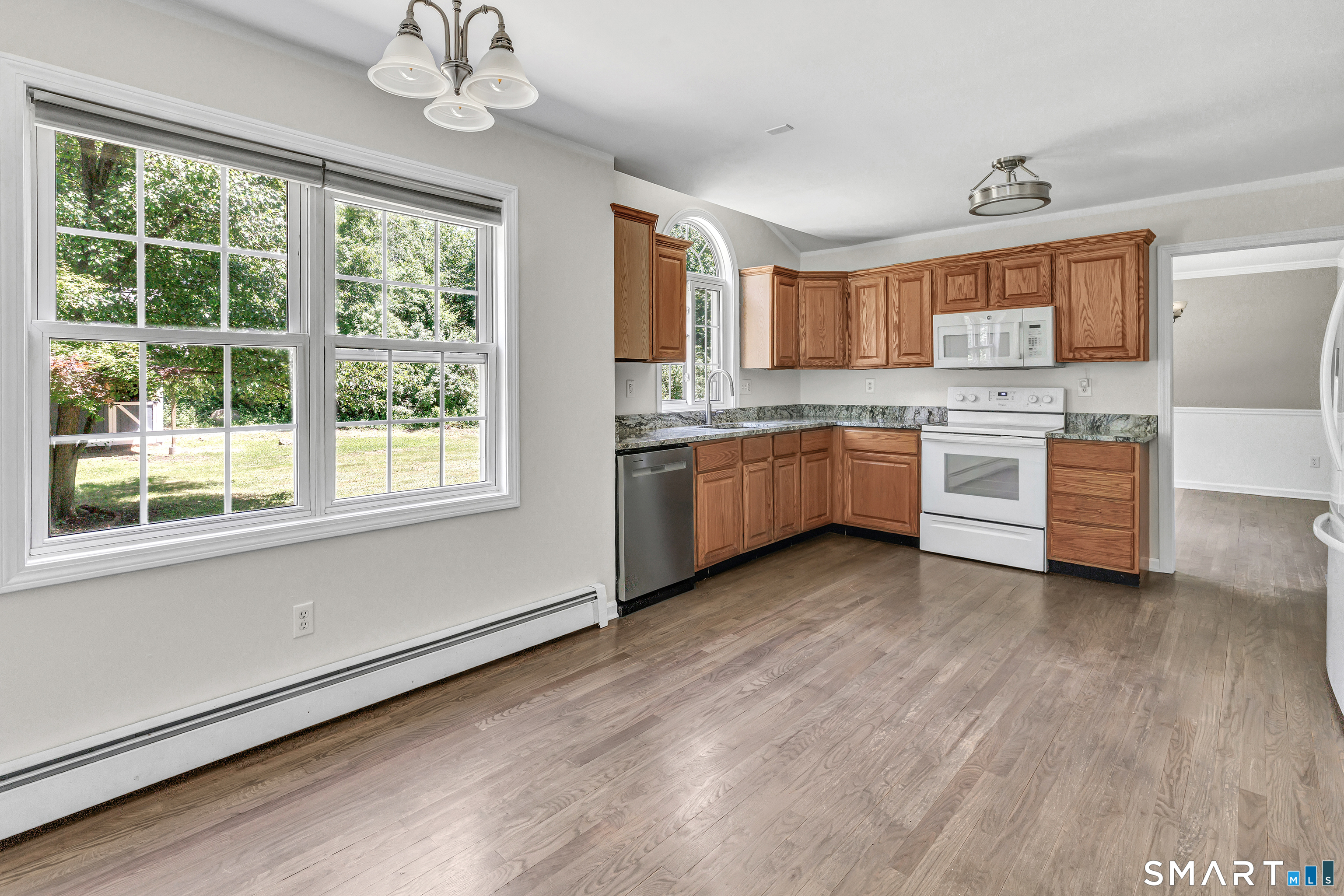 39 Greenbriar Road Oxford CT 06478