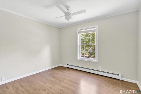 39 Greenbriar Road Oxford CT 06478