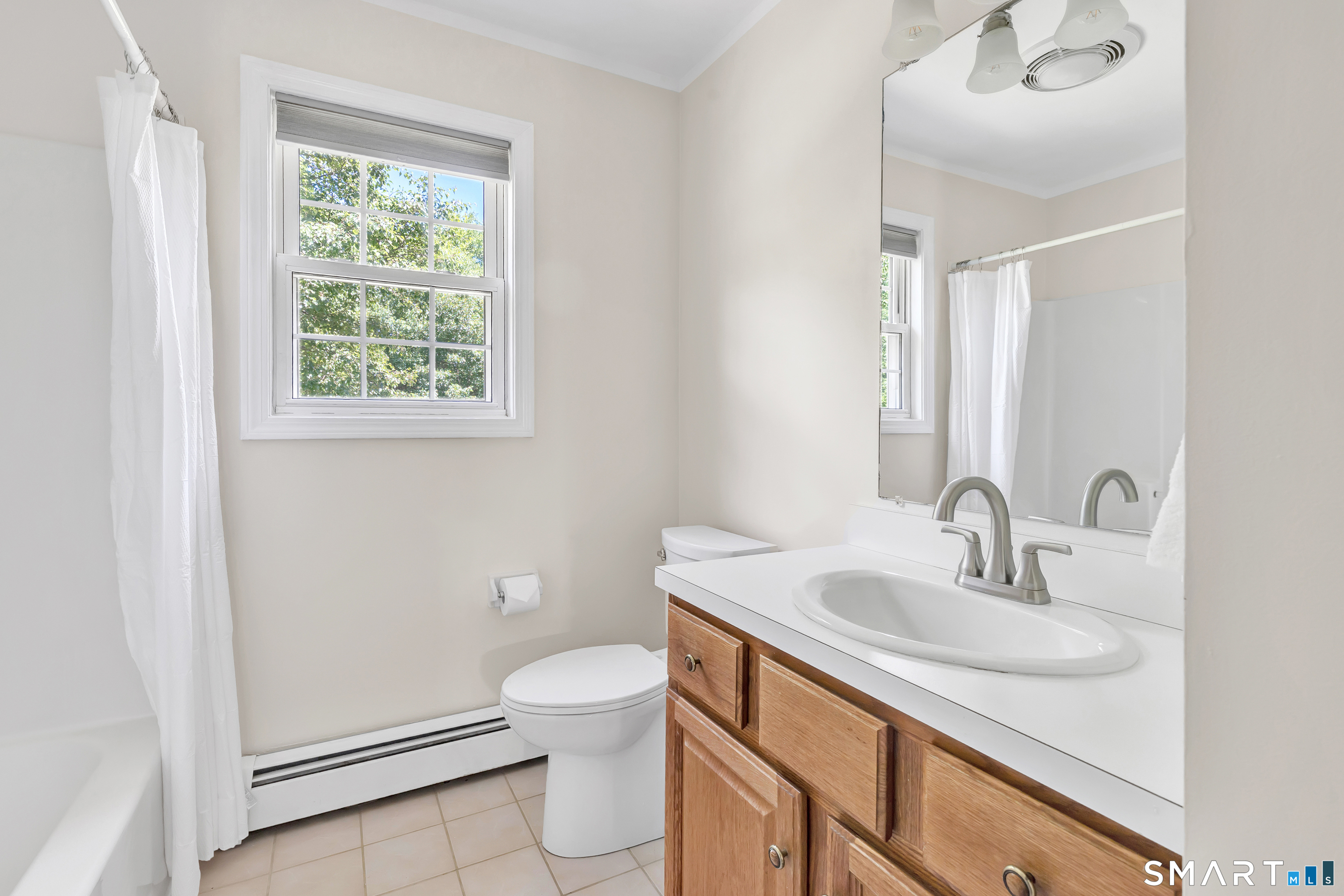 39 Greenbriar Road Oxford CT 06478