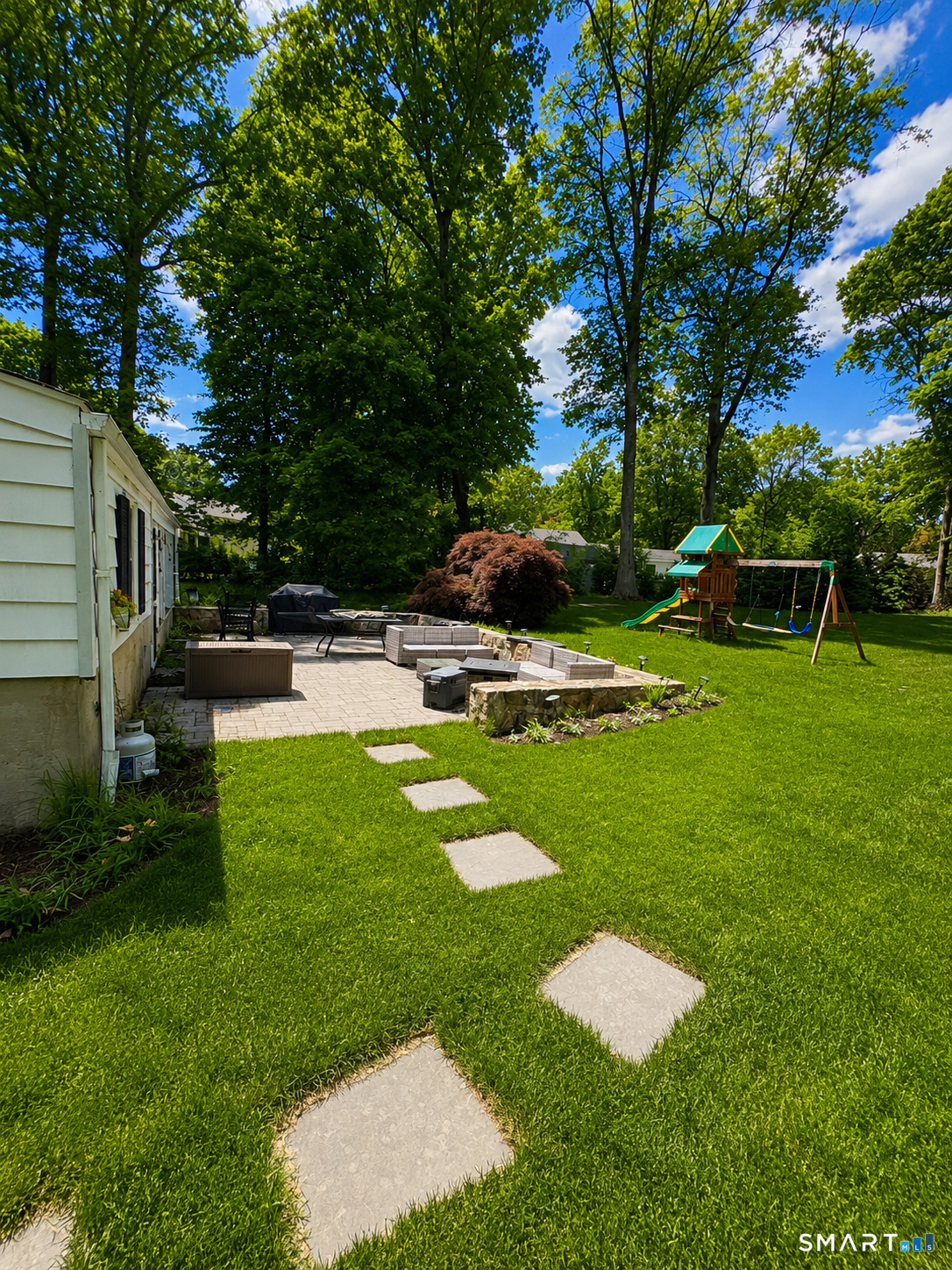 122 Berrian Road Stamford CT 06905