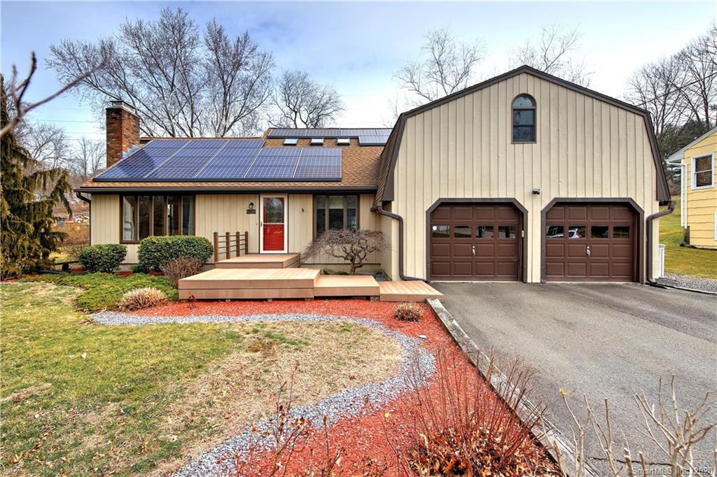 490 Emerald Place Stratford CT 06614