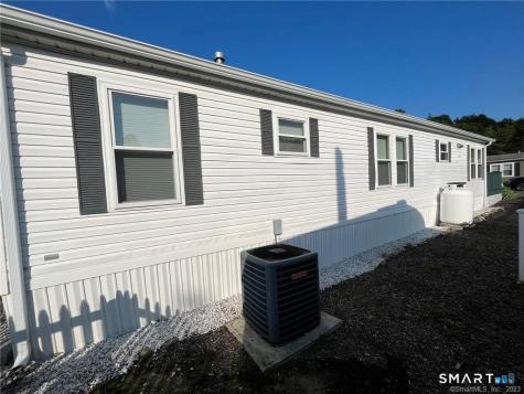 1070 Amity Road Bethany CT 06524