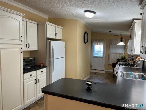 1070 Amity Road Bethany CT 06524