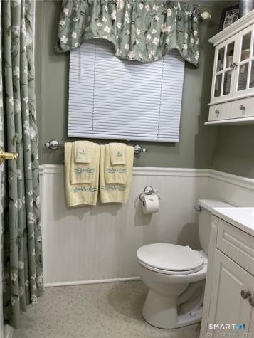 1070 Amity Road Bethany CT 06524