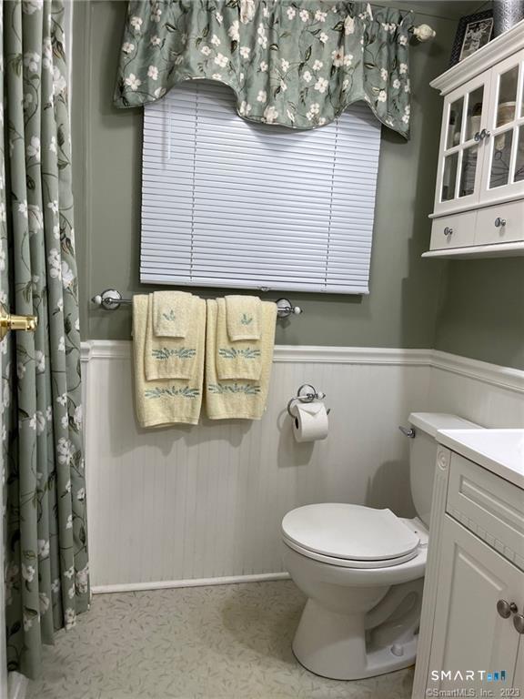 1070 Amity Road Bethany CT 06524