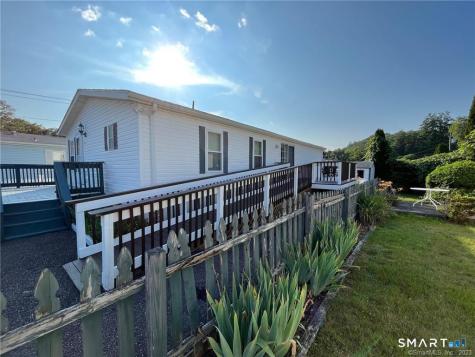 1070 Amity Road Bethany CT 06524