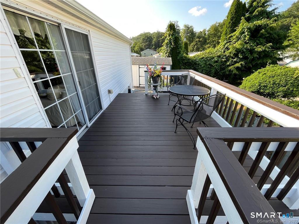 1070 Amity Road Bethany CT 06524