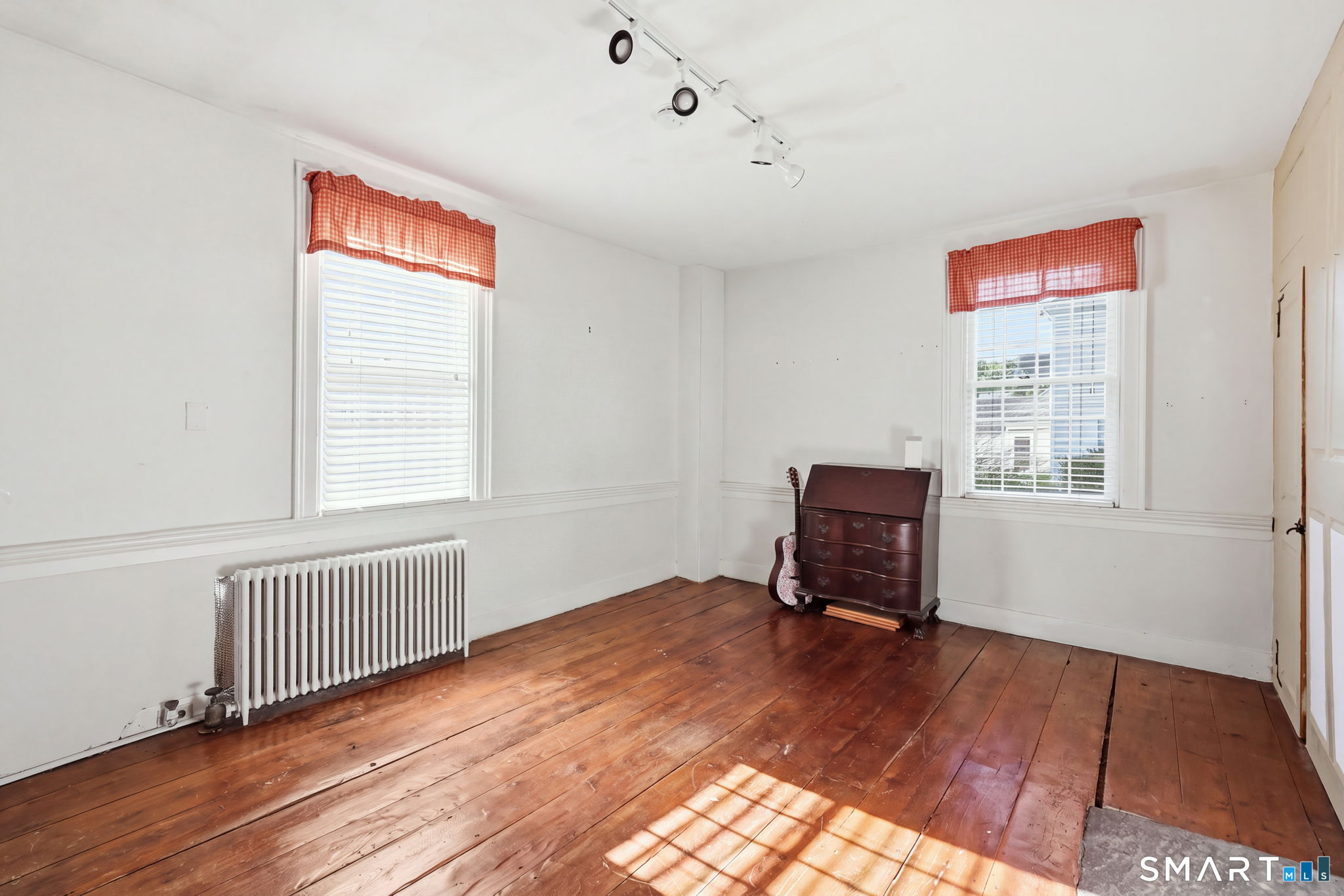 85 Tolland Green Tolland CT 06084