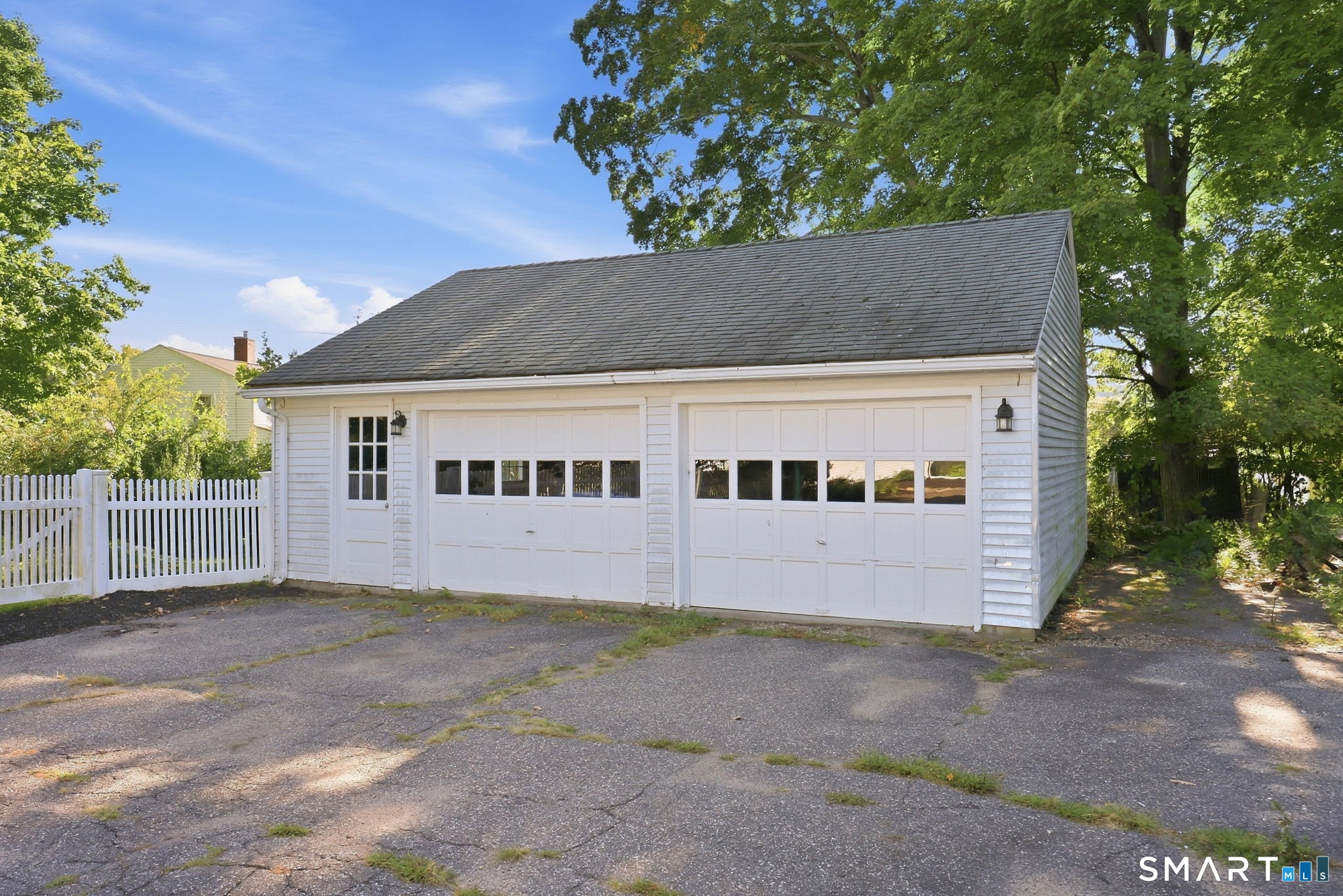 85 Tolland Green Tolland CT 06084
