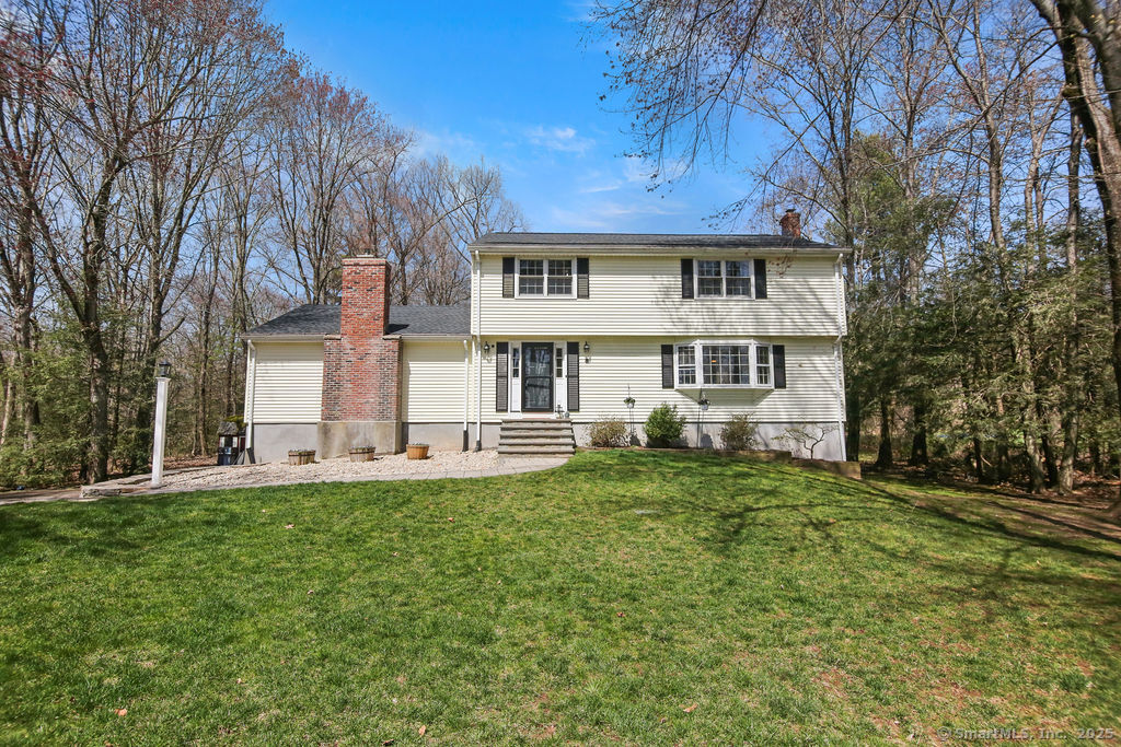 8 Gregory Lane Simsbury CT 06070