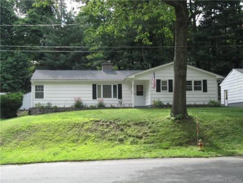 163 Robinwood Road Waterbury CT 06708