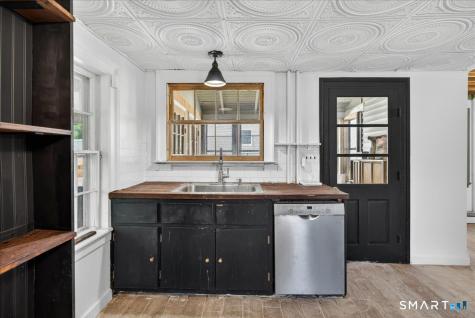 305 Lenox Street New Haven CT 06513