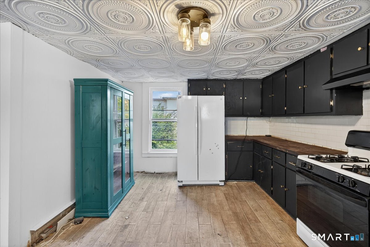 305 Lenox Street New Haven CT 06513