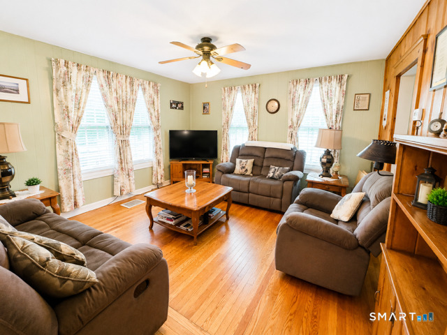 4 Orchard Street West Haven CT 06516