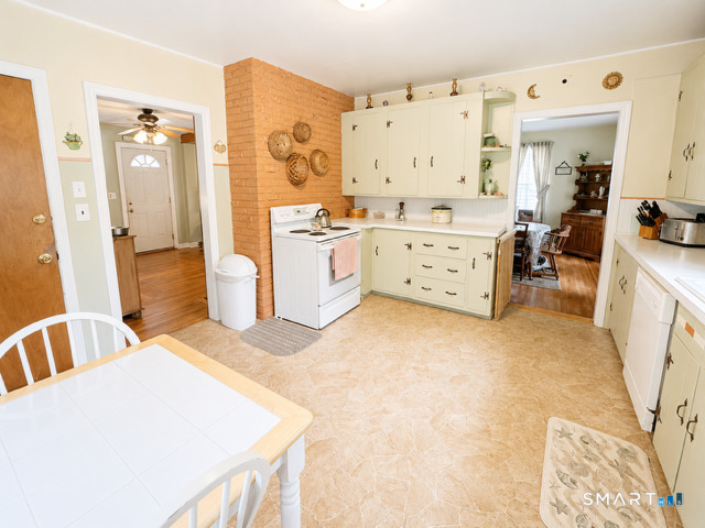 4 Orchard Street West Haven CT 06516