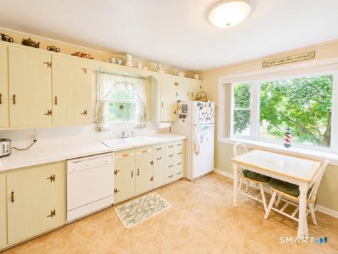 4 Orchard Street West Haven CT 06516