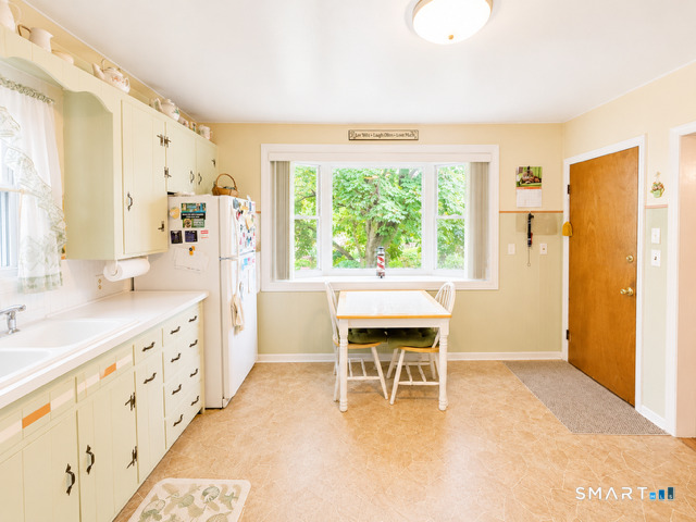 4 Orchard Street West Haven CT 06516