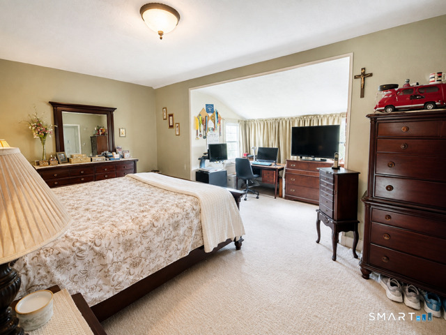 4 Orchard Street West Haven CT 06516