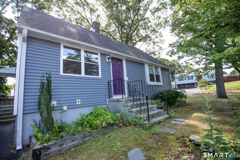 7 Raynham Road East Haven CT 06512