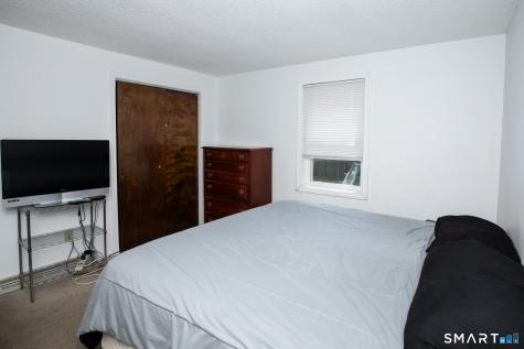 7 Raynham Road East Haven CT 06512