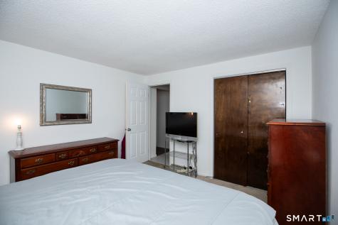 7 Raynham Road East Haven CT 06512