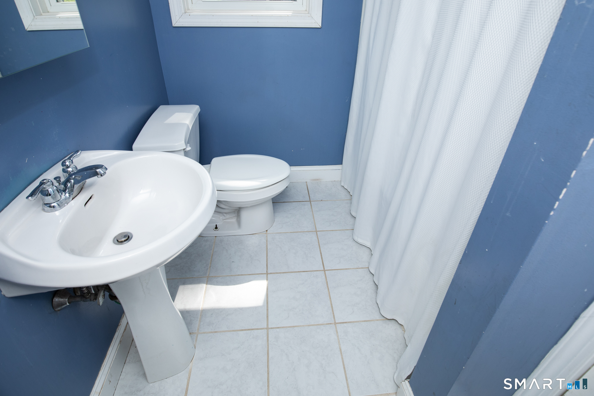 7 Raynham Road East Haven CT 06512