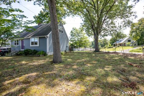 7 Raynham Road East Haven CT 06512