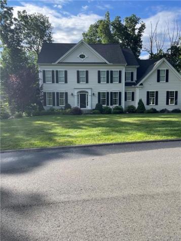 42 Stratford Crossing Avon CT 06001