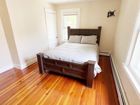 46 Glenwood Street Manchester CT 06040