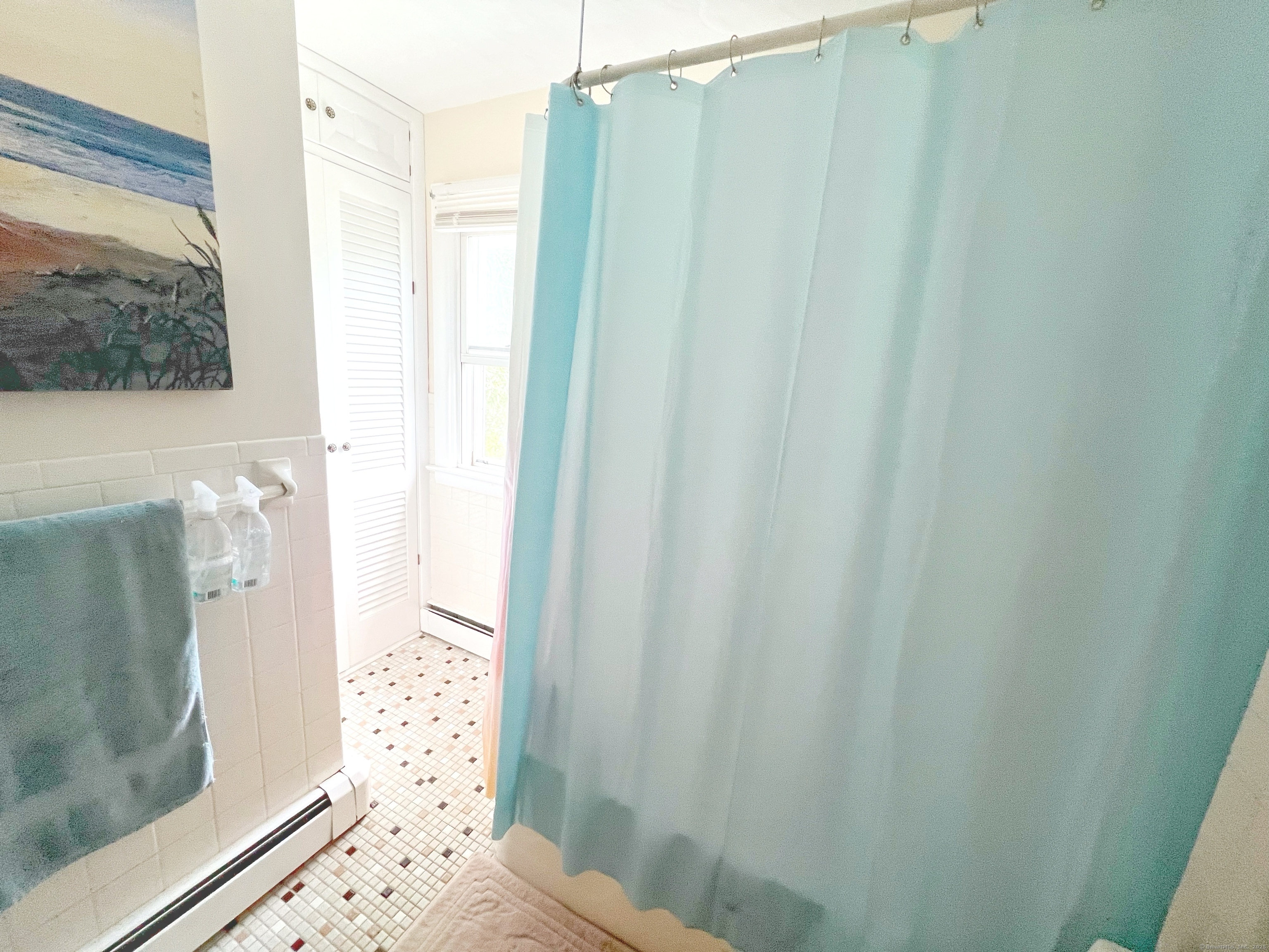 46 Glenwood Street Manchester CT 06040