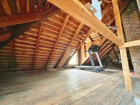 46 Glenwood Street Manchester CT 06040