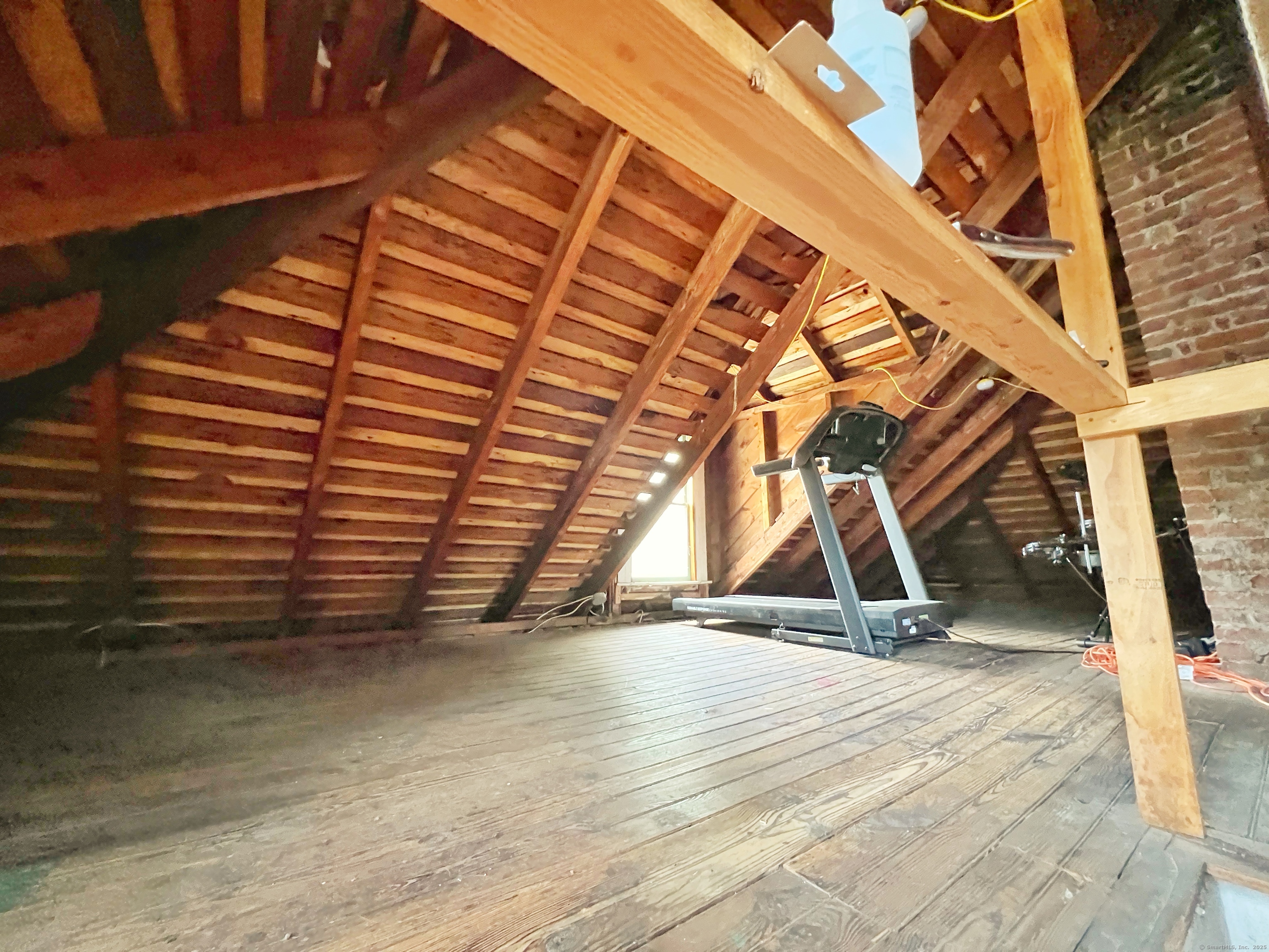 46 Glenwood Street Manchester CT 06040