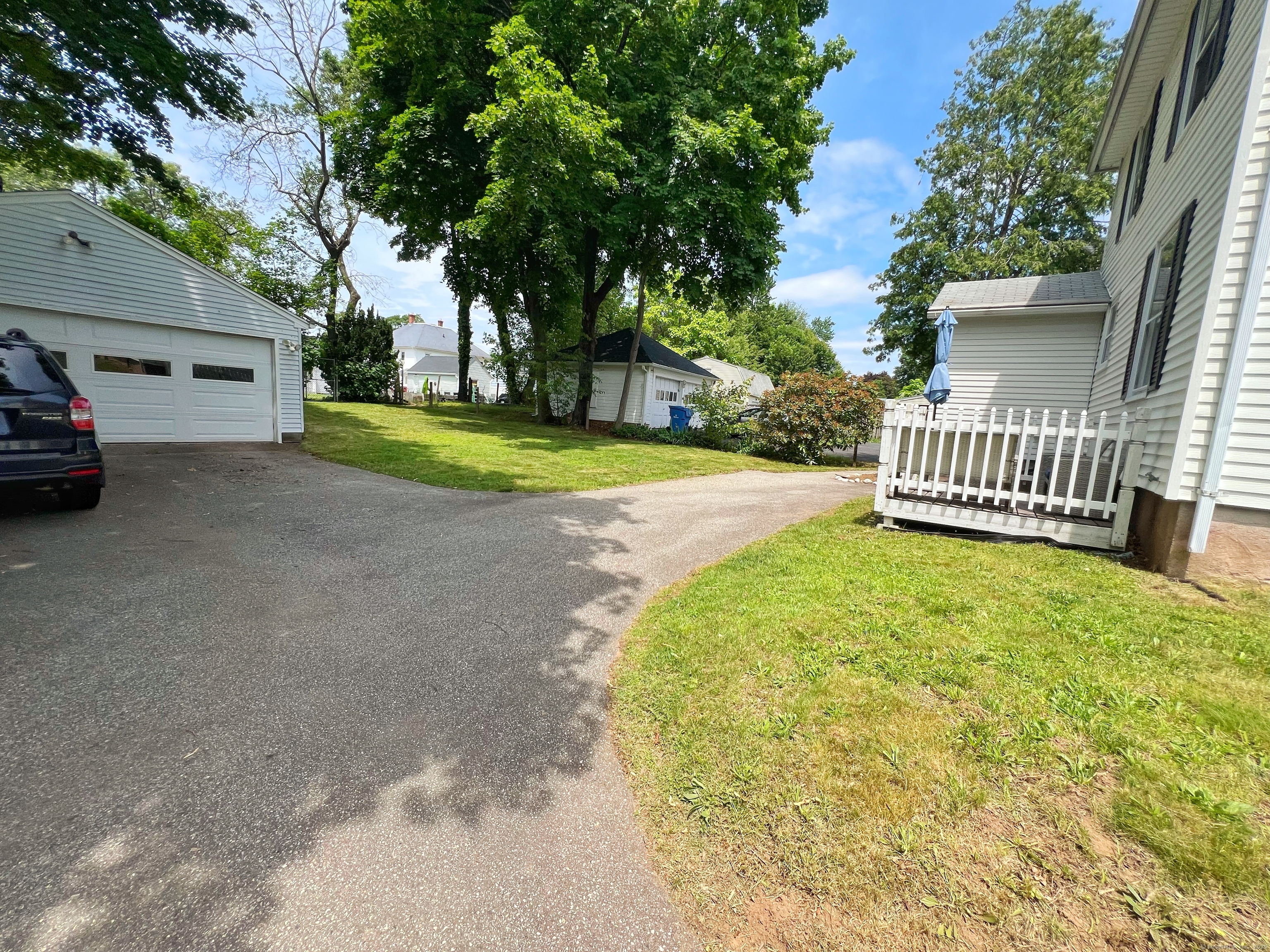 46 Glenwood Street Manchester CT 06040