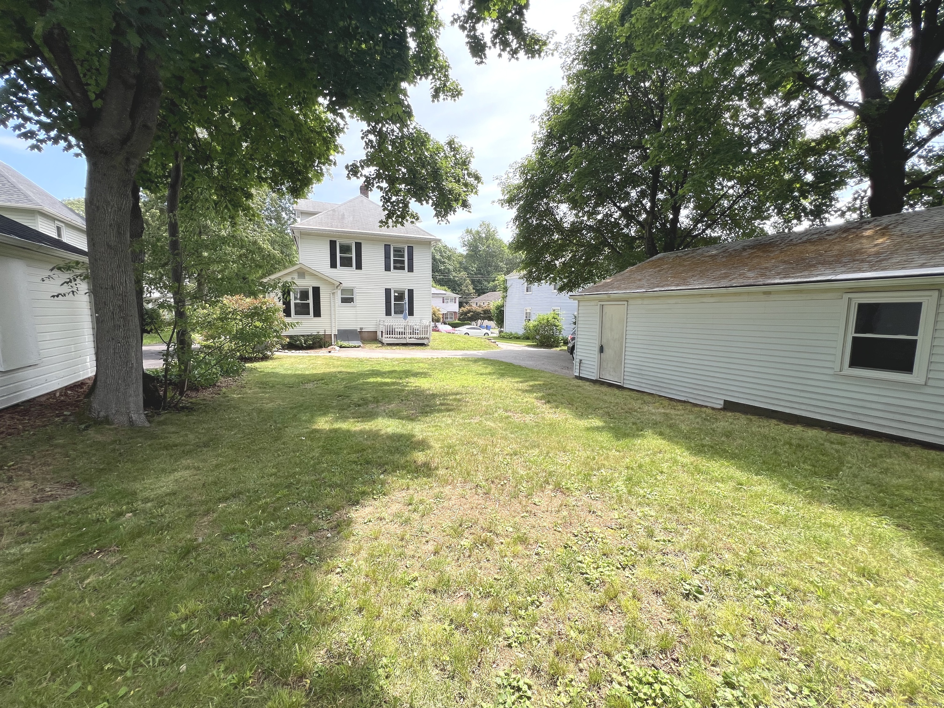 46 Glenwood Street Manchester CT 06040