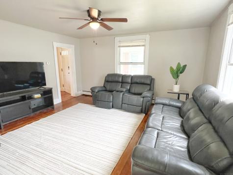 46 Glenwood Street Manchester CT 06040