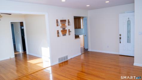 108 Harding Avenue West Haven CT 06516