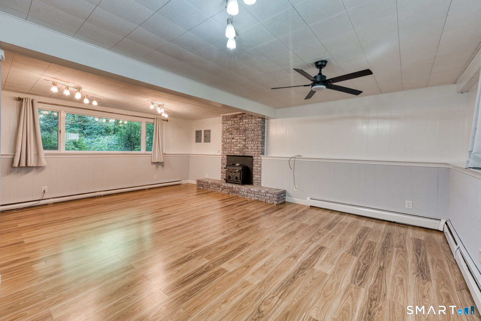 16 Westgate Lane Mansfield CT 06268