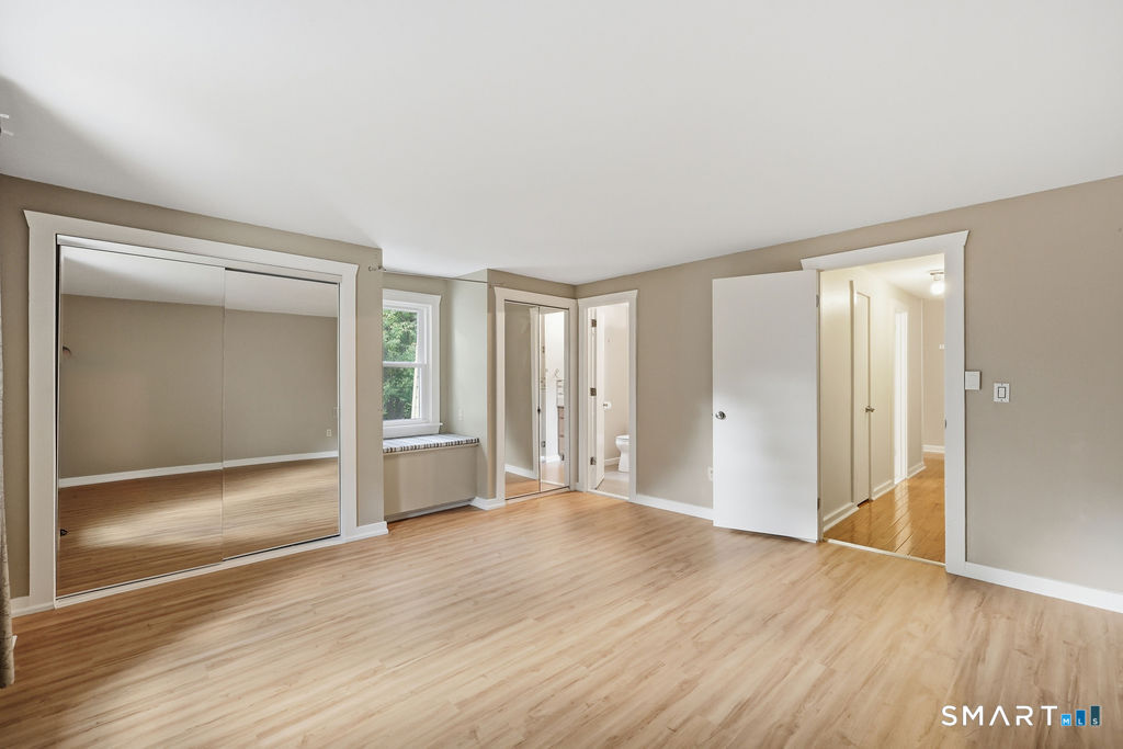 36 Banks Road Simsbury CT 06070