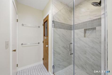 36 Banks Road Simsbury CT 06070