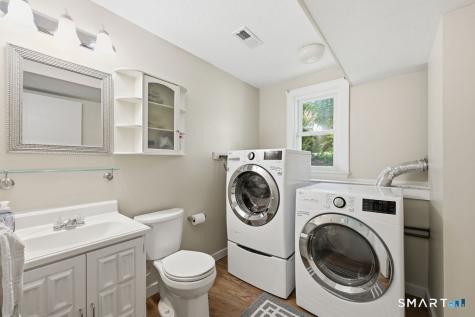 36 Banks Road Simsbury CT 06070