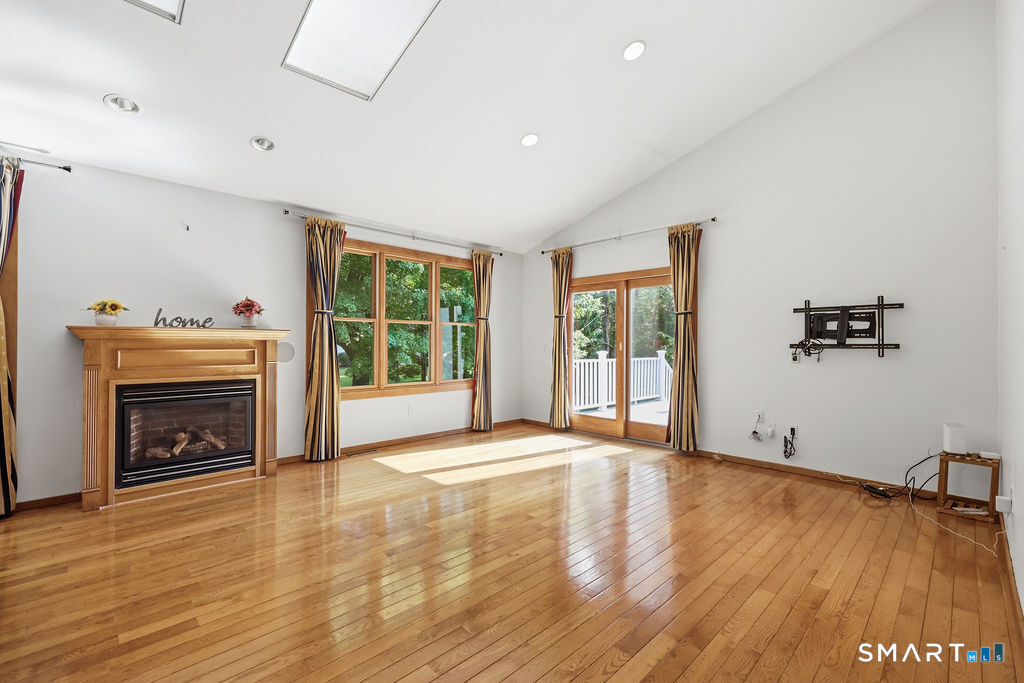 36 Banks Road Simsbury CT 06070