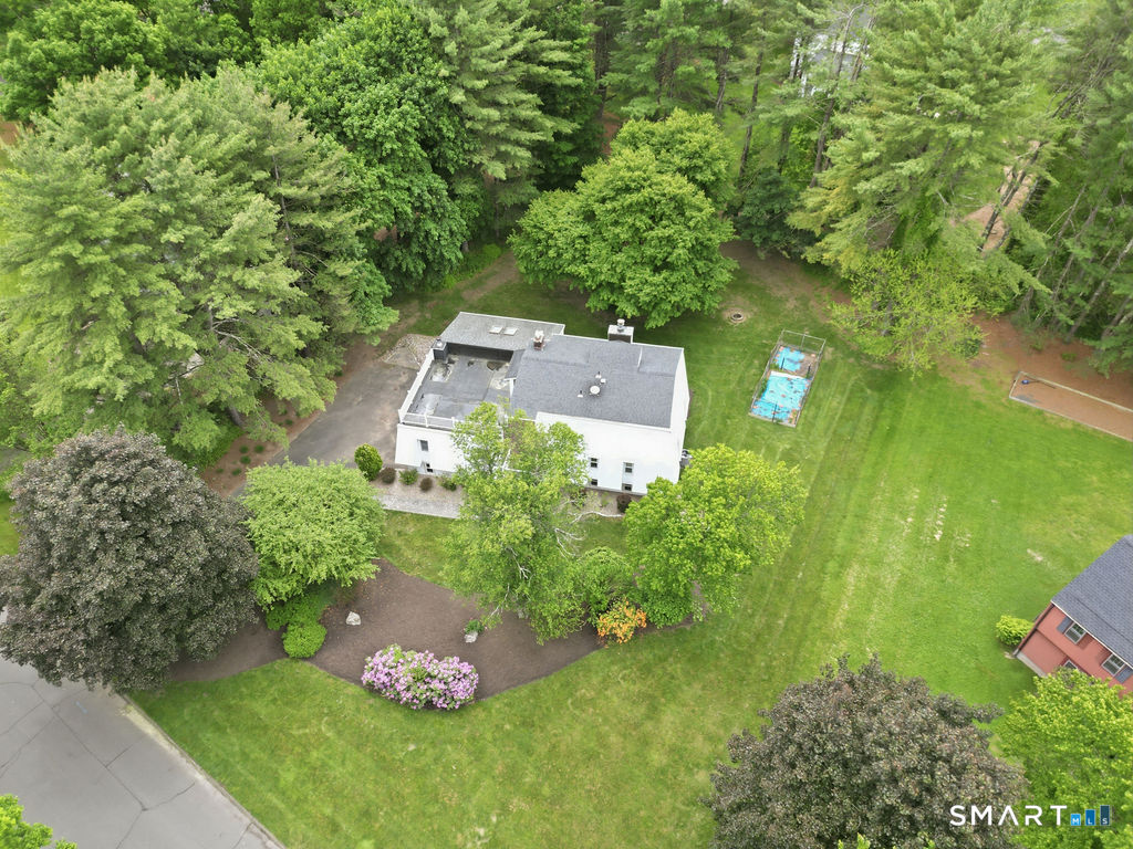 36 Banks Road Simsbury CT 06070