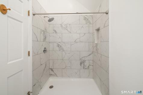 48 Lardner Road Bristol CT 06010